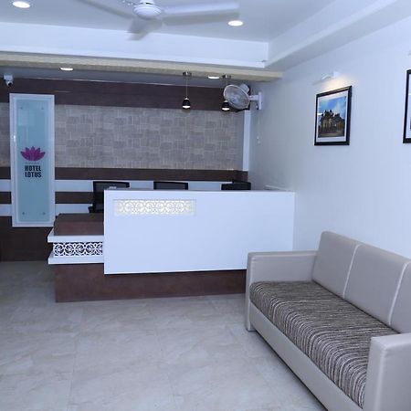 Hotel Lotus Chandrapur Exterior foto