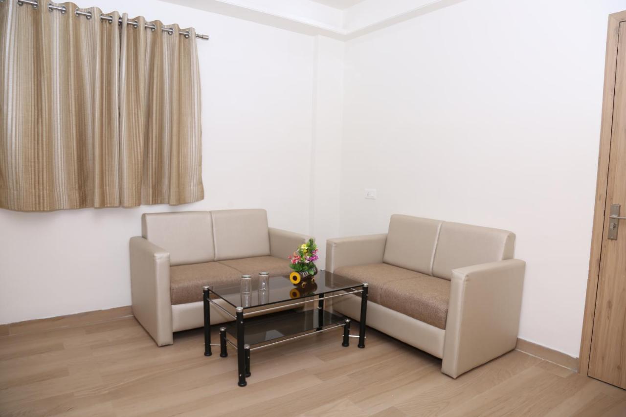 Hotel Lotus Chandrapur Exterior foto