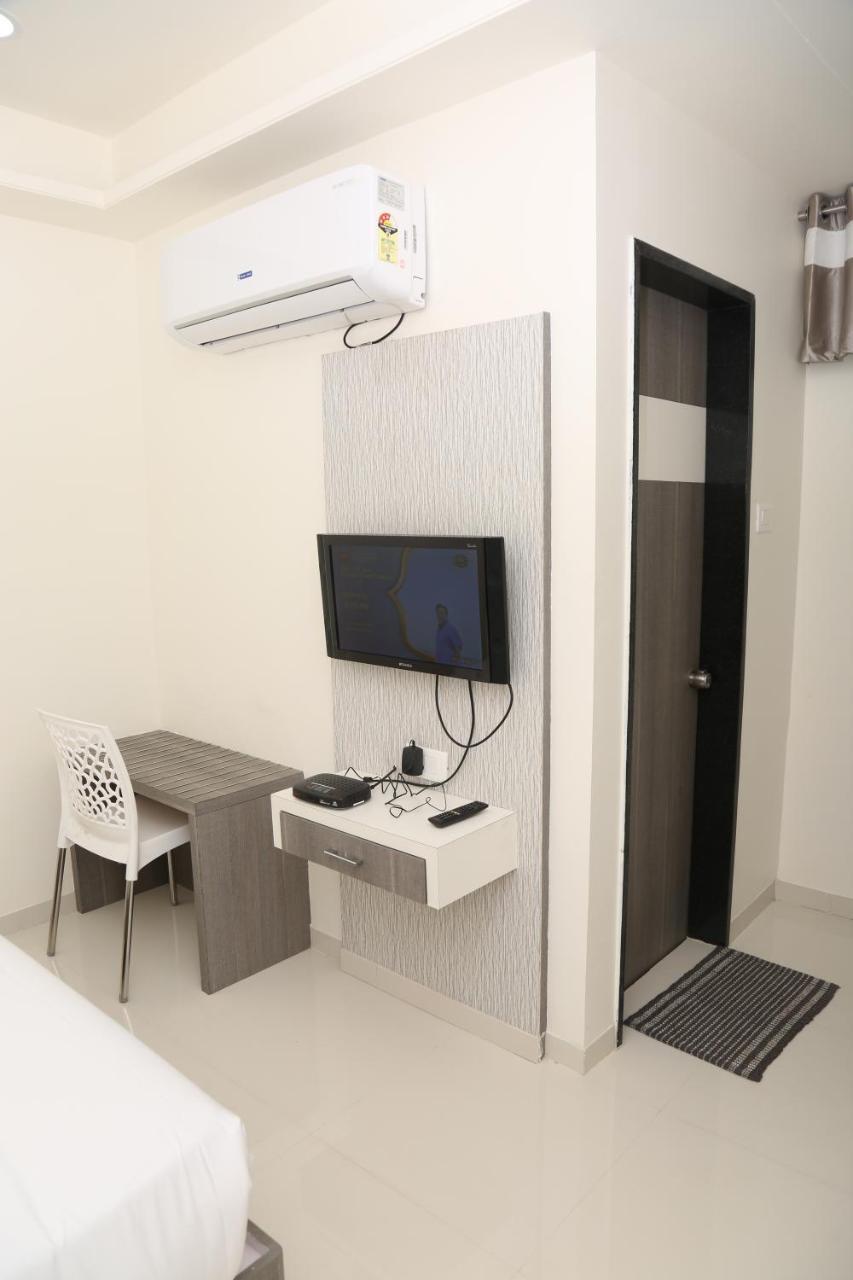 Hotel Lotus Chandrapur Exterior foto